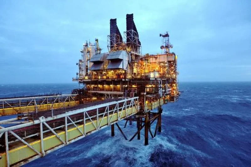 Harga Minyak RI Tembus US$102,26, Lampaui Asumsi APBN